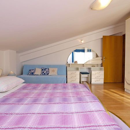 Apartments Milan 1048 โรวีน ภายนอก รูปภาพ