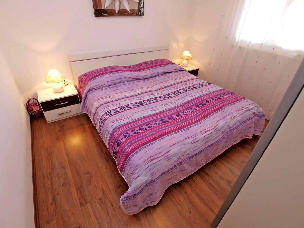 Apartments Milan 1048 โรวีน ภายนอก รูปภาพ