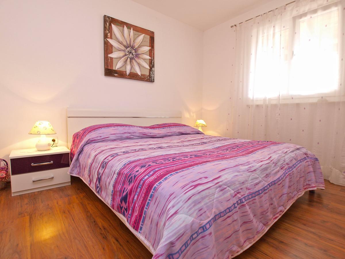 Apartments Milan 1048 โรวีน ภายนอก รูปภาพ