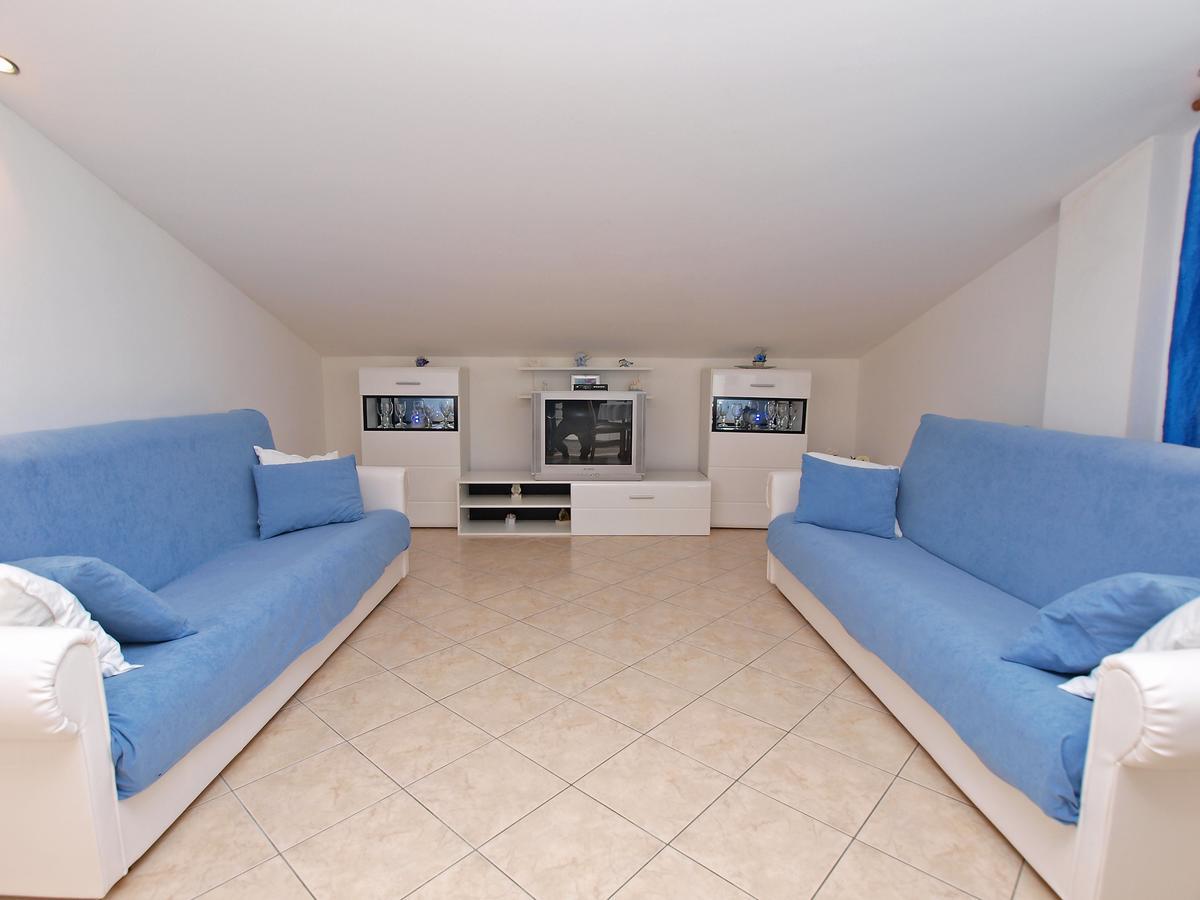 Apartments Milan 1048 โรวีน ภายนอก รูปภาพ