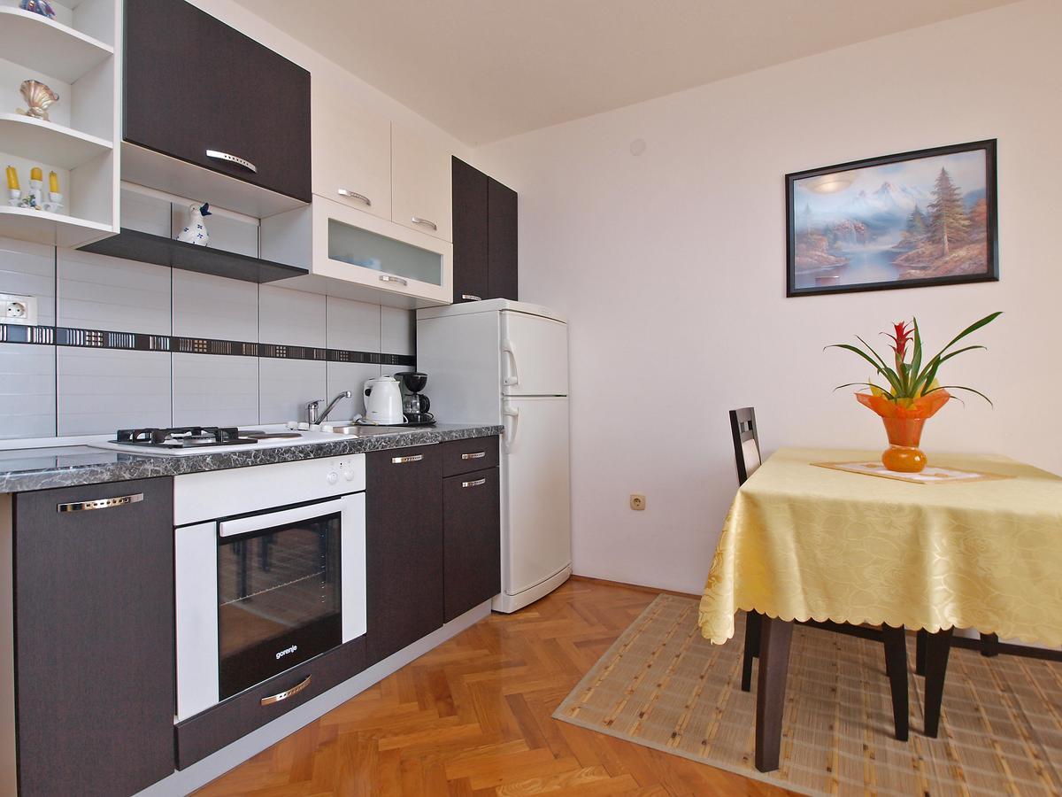 Apartments Milan 1048 โรวีน ภายนอก รูปภาพ